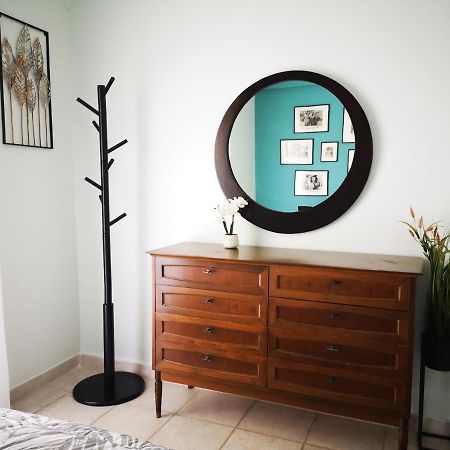 Sea&Sun Glyfada Apartment Athena Bagian luar foto