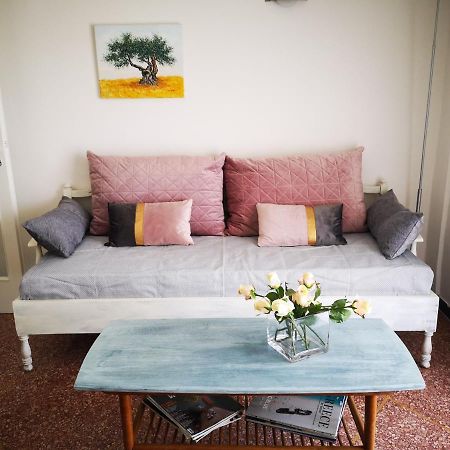 Sea&Sun Glyfada Apartment Athena Bagian luar foto