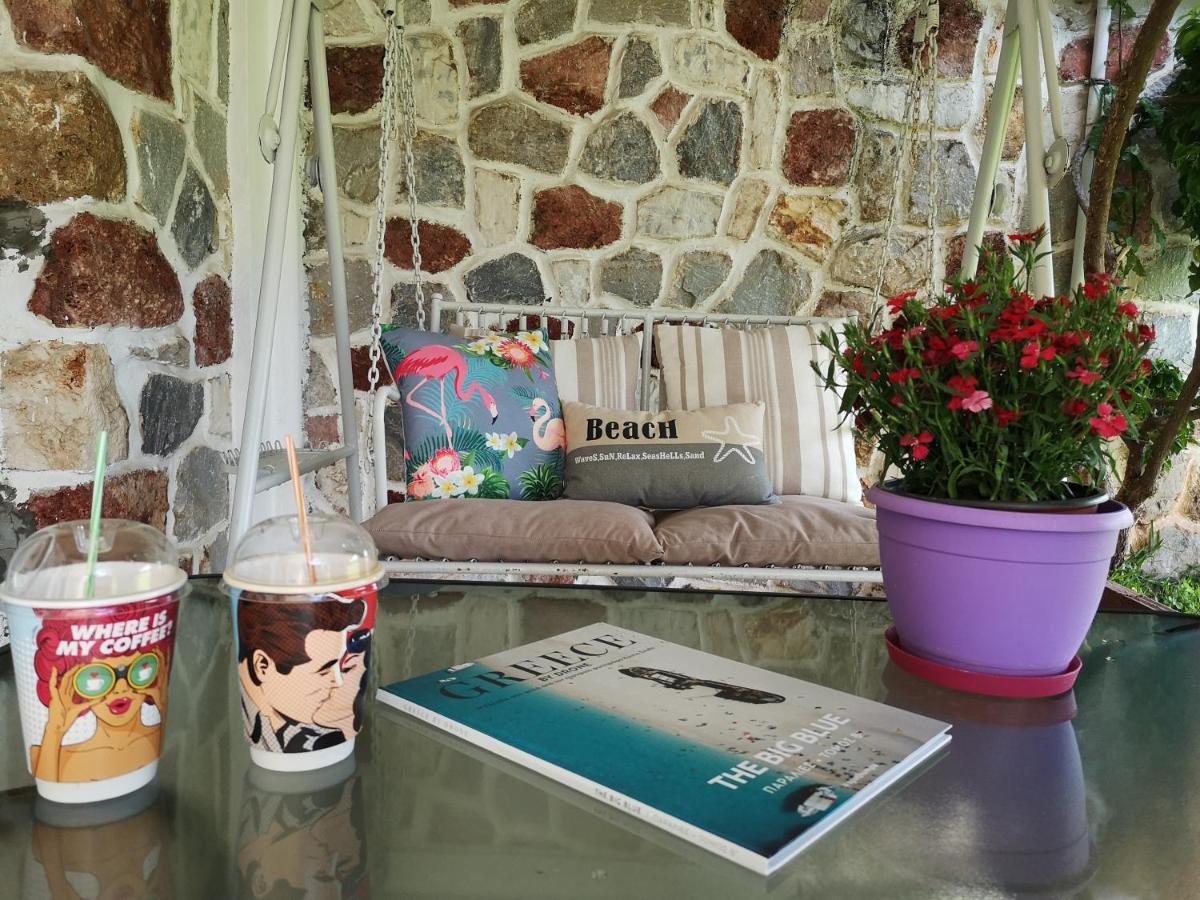 Sea&Sun Glyfada Apartment Athena Bagian luar foto