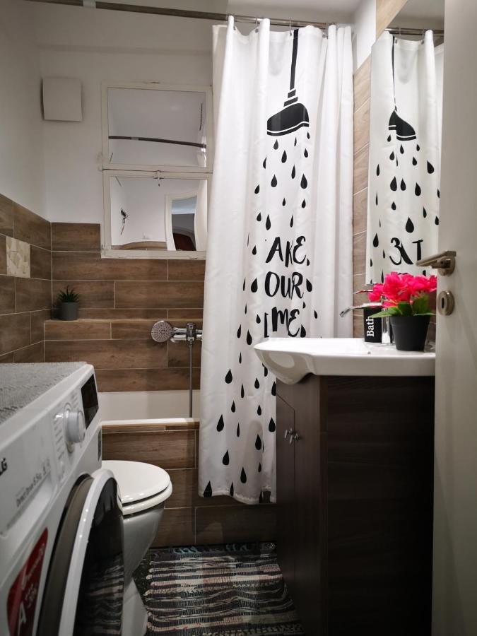 Sea&Sun Glyfada Apartment Athena Bagian luar foto