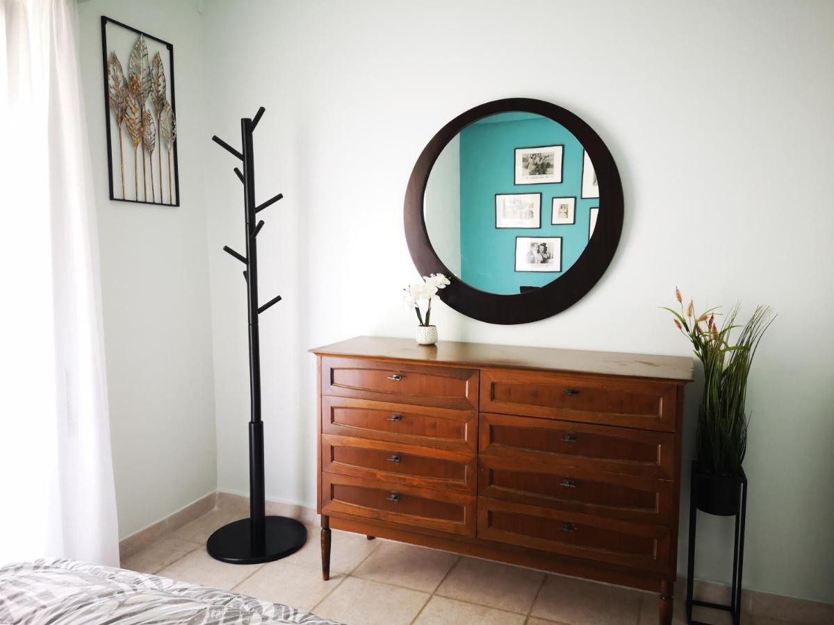Sea&Sun Glyfada Apartment Athena Bagian luar foto