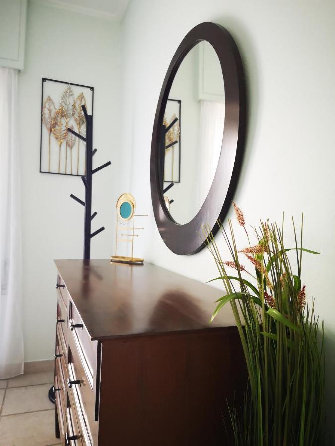 Sea&Sun Glyfada Apartment Athena Bagian luar foto