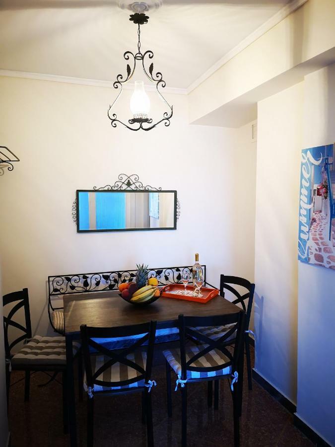 Sea&Sun Glyfada Apartment Athena Bagian luar foto