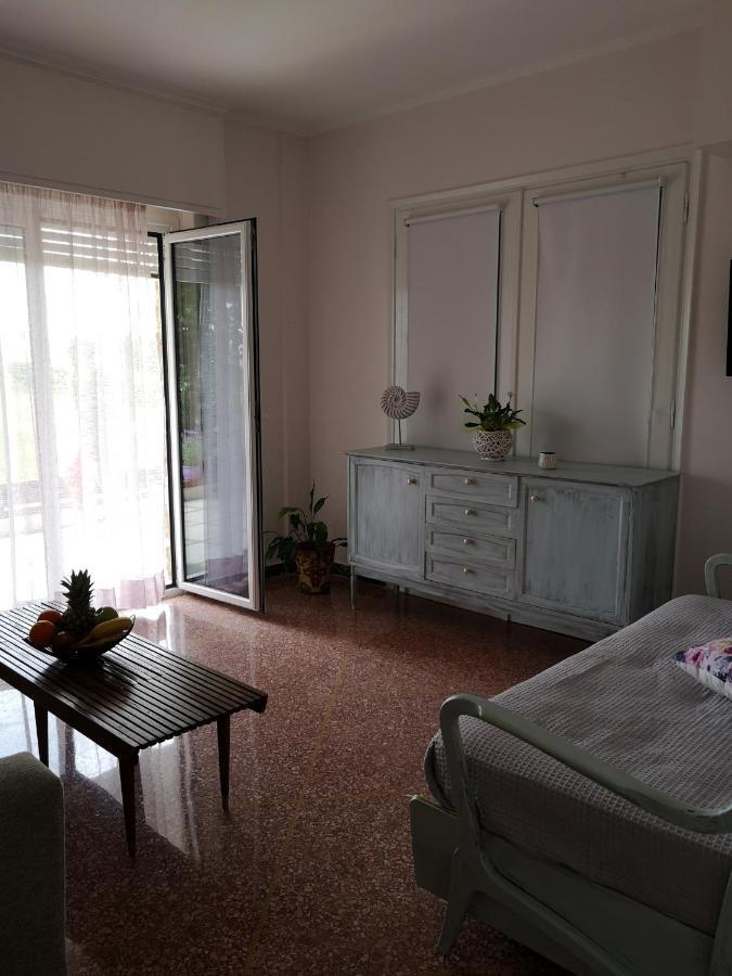 Sea&Sun Glyfada Apartment Athena Bagian luar foto